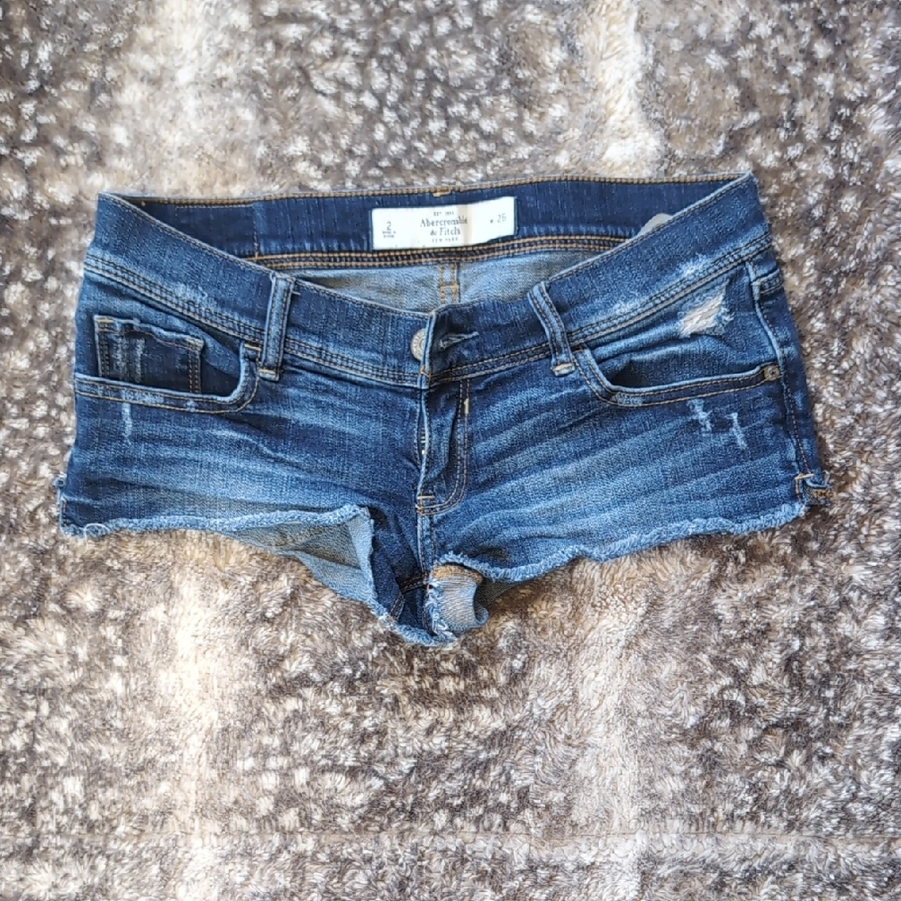 Abercrombie Distressed Low-Rise Cut-Off Shorts 2